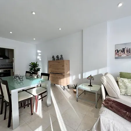 Lägenhet Cozy On The Of *